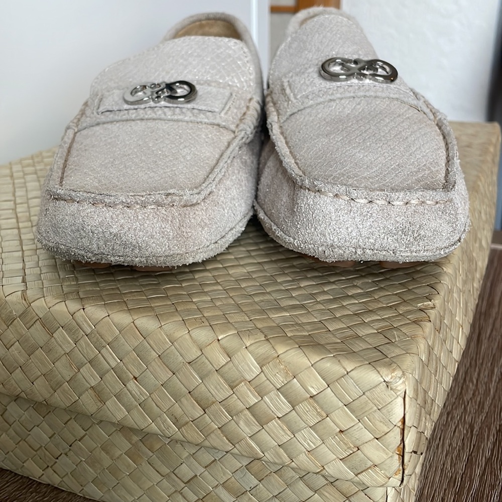 Cole Haan Shelby Logo II Beige Suede Driver Loafer 7.5 US - Picture 7 of 13